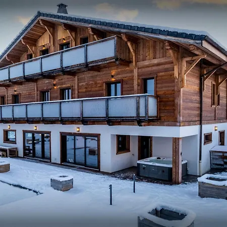 Woodman - Ovo Network Chalet